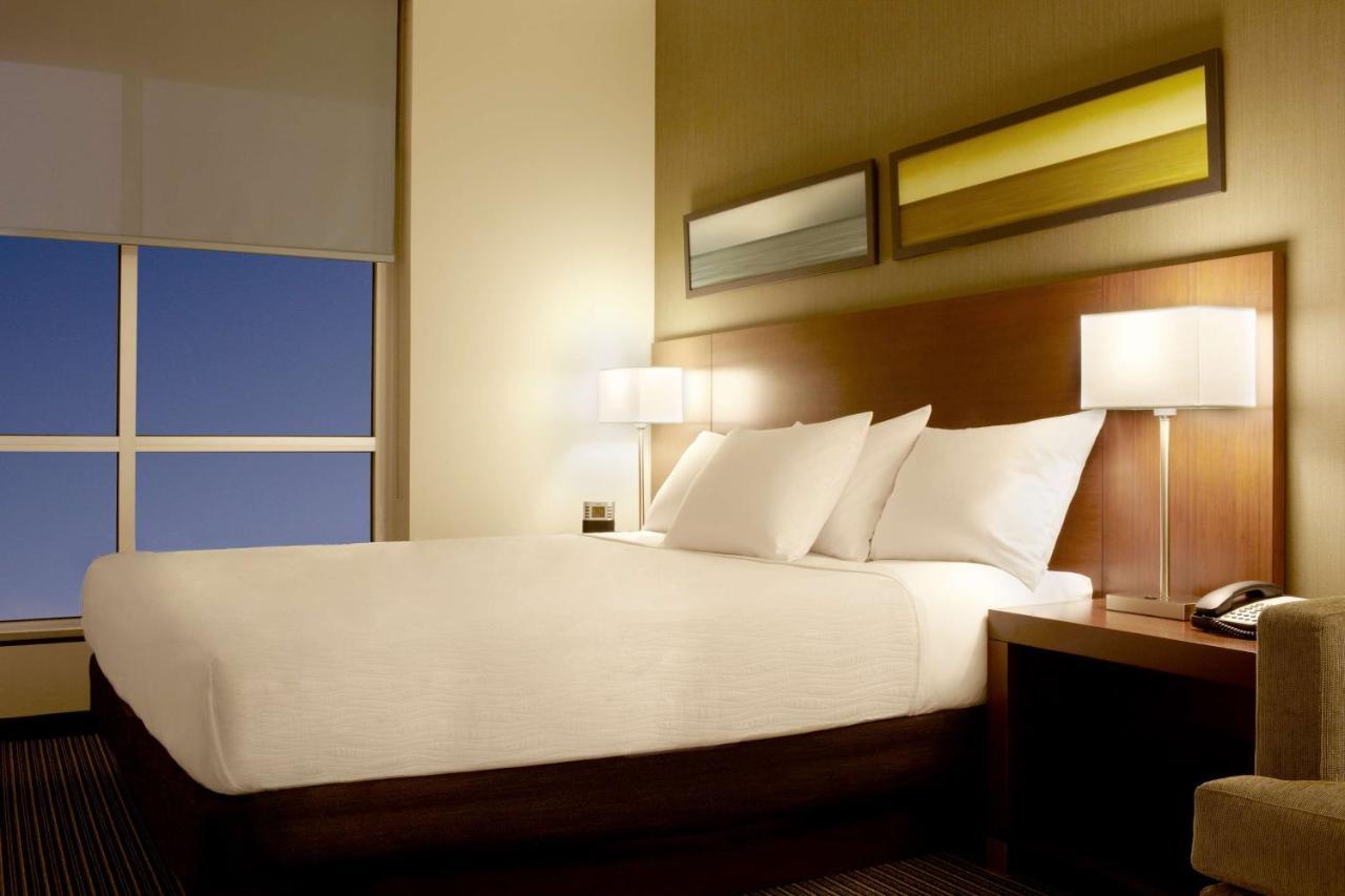 Hyatt Place Indianapolis Fishers Exterior photo
